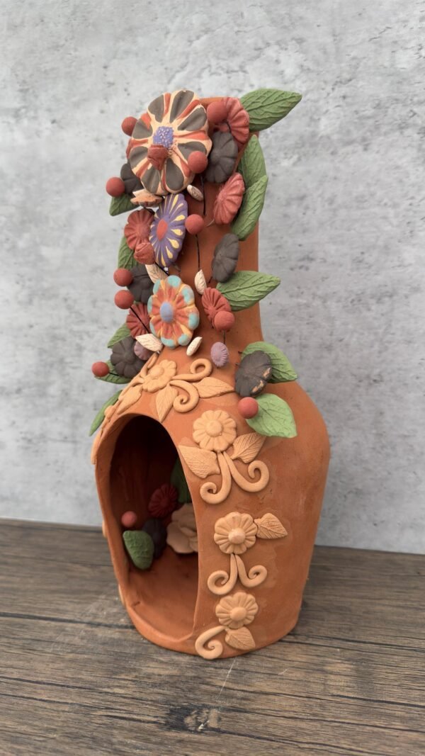 Mini Chimney Handcrafted Oaxacan  With Pastillaje Or Filigrana - Natural Clay Mexican Artistry, Decorative Home Accent, Unique Artisanal - Image 3