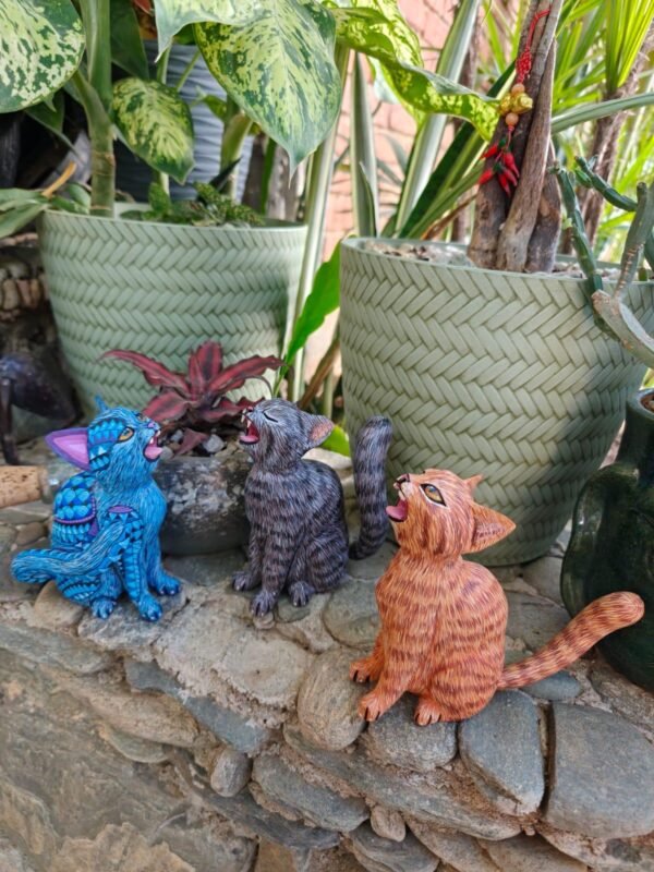 Cat Statue Mexican Folk Art Alebrije Sculpture, Wooden As Mexican Decoration Figurine, Made Of Wood And Carved By Hand - Image 5
