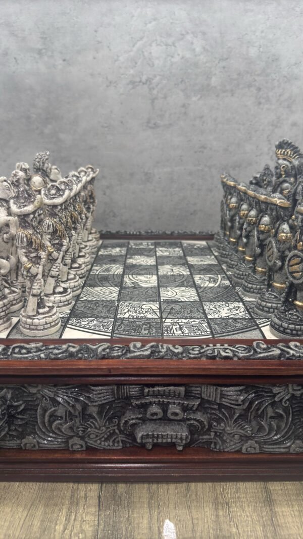 Chess set 16.53” x 16.53”, Resin Chess set in red and white, Mexican chess, Chess set handmade, Soviet chess set, Wooden chess - Image 3
