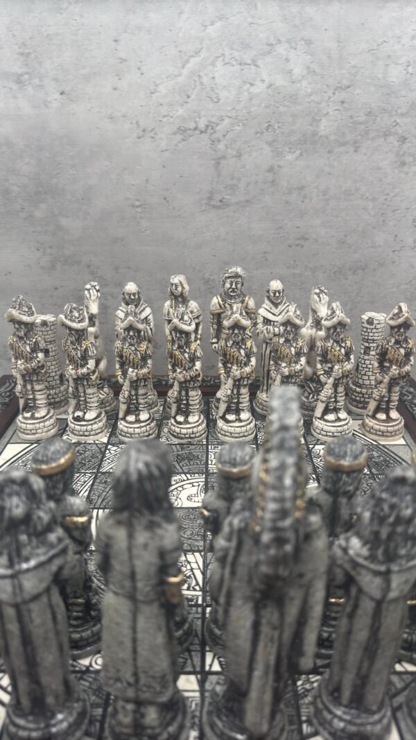 Chess set 16.53” x 16.53”, Resin Chess set in red and white, Mexican chess, Chess set handmade, Soviet chess set, Wooden chess - Image 5
