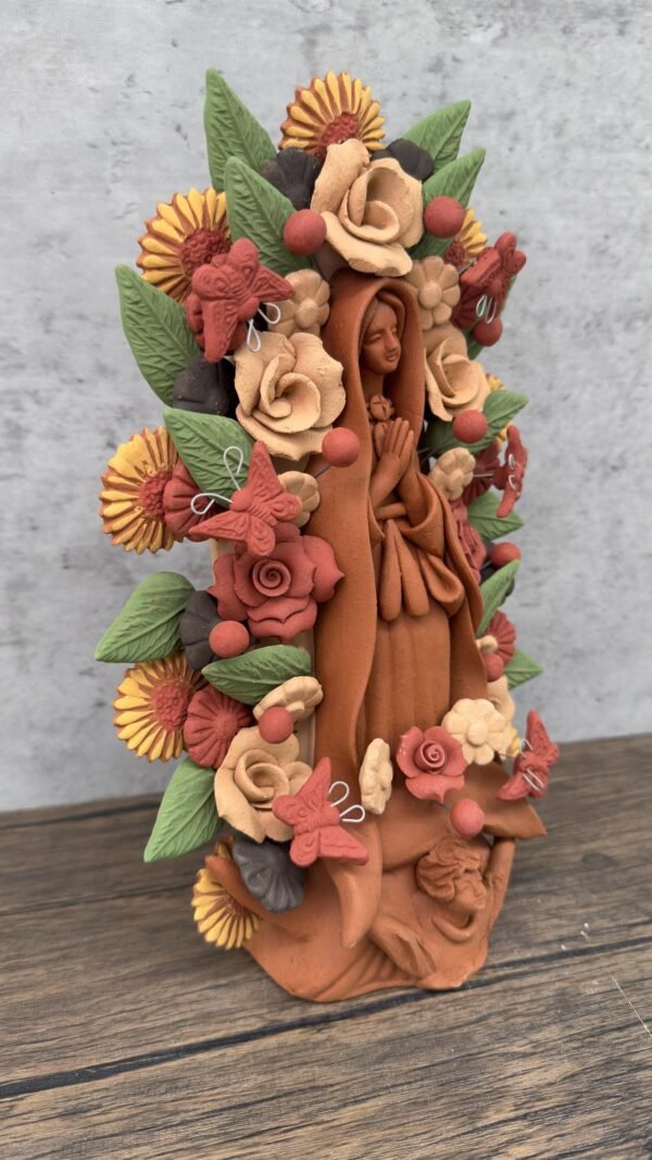 Virgin Mary Handmade Clay Piece, Virgen de Guadalupe  Mexican Decoration, Mary Virgin Sculpture, Metepec Estado de México Virgencita - Image 2