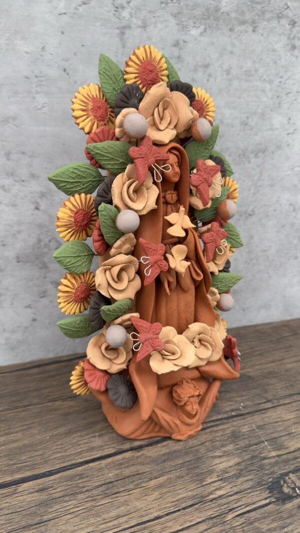 Virgin Mary Handmade Clay Piece, Virgen de Guadalupe  Mexican Decoration, Mary Virgin Sculpture, Metepec Estado de México Virgencita - Image 2