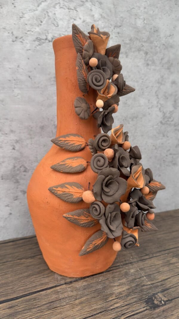 Handcrafted  Oaxacan Clay Vase with Pastillaje Or Filigrana - Natural Clay Mexican Artistry, Decorative Home Accent, Unique Artisanal Piece - Image 2