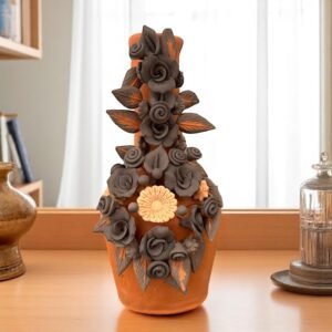 Handcrafted Oaxacan Clay Vase with Pastillaje Or Filigrana - Natural Clay Mexican Artistry, Decorative Home Accent, Unique Artisanal Piece