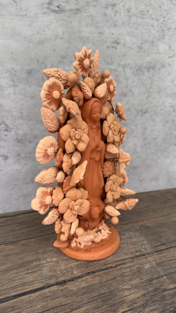 Virgin Mary Handmade Clay Piece, Virgen de Guadalupe  Mexican Decoration, Mary Virgin Sculpture, Metepec Estado de México Virgencita - Image 2