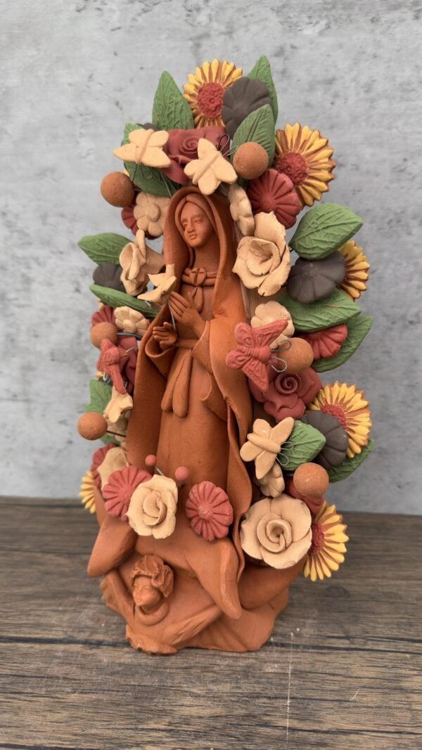 Virgin Mary Handmade Clay Piece, Virgen de Guadalupe  Mexican Decoration, Mary Virgin Sculpture, Metepec Estado de México Virgencita - Image 2