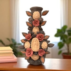 Handcrafted Virgin Oaxacan Clay Vase with Pastillaje Or Filigrana - Natural Clay Mexican Artistry, Decorative Home Accent, Unique Artisanal