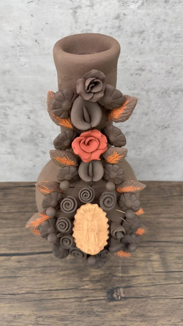 Handcrafted Virgin Oaxacan Clay Vase with Pastillaje Or Filigrana - Natural Clay Mexican Artistry, Decorative Home Accent, Unique Artisanal - Image 2