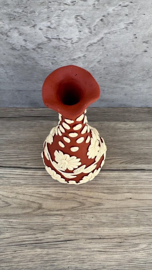 Embroidered Clay Vase From Oaxaca México Home Decor Handcrafted Jarron Barro Bordado Oaxaca Handmade Unique Designs From Artisans - Image 3