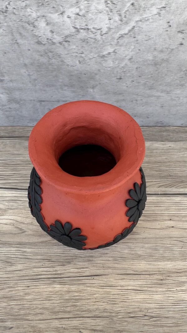 Embroidered Clay Vase From Oaxaca México Home Decor Handcrafted Jarron Barro Bordado Oaxaca Handmade Unique Designs From Artisans - Image 3