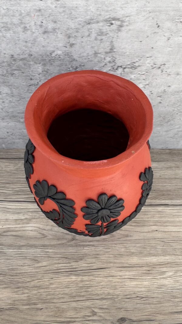 Embroidered Clay Vase From Oaxaca México Home Decor Handcrafted Jarron Barro Bordado Oaxaca Handmade Unique Designs From Artisans - Image 3