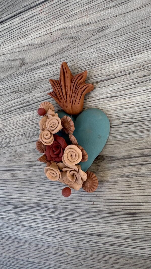 Filigrana Clay Heart Wall Hanging Ornament Artistic  Oaxaca México By Artisans Handmade Crafts, Home Decor Folk Art, Pigmento Natural Colors - Image 3