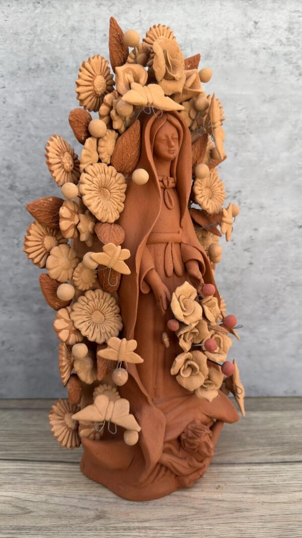 Virgin Mary Handmade Clay Piece, Virgen de Guadalupe  Mexican Decoration, Mary Virgin Sculpture, Metepec Estado de México Virgencita - Image 2