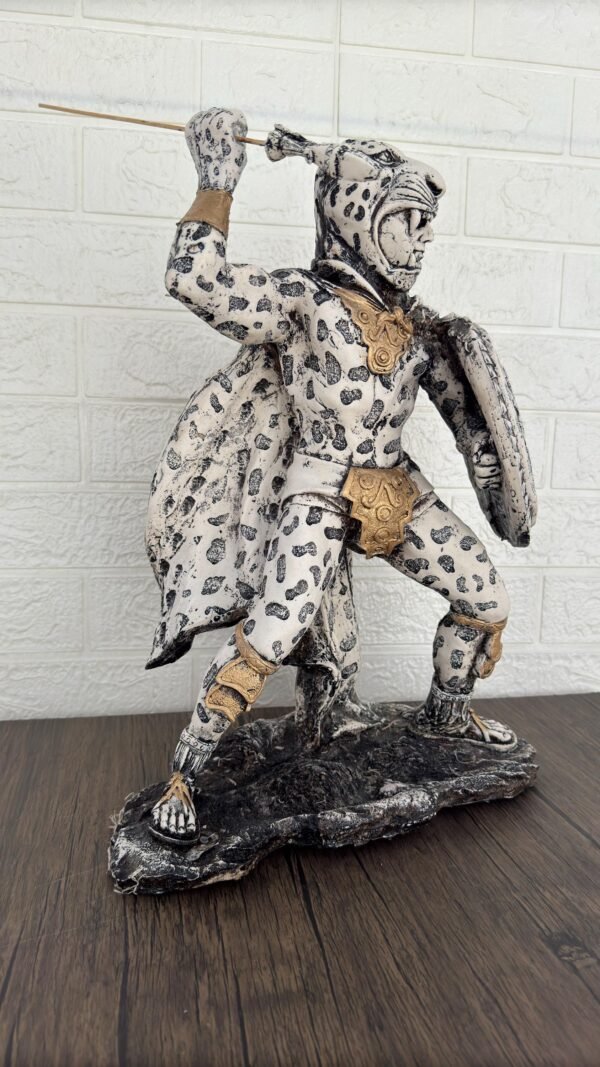 XL Large Aztec Warrior In Battle Mexican decoration, Aztec art, Prehispanic, Aztec decor, Mexican statue - Image 3