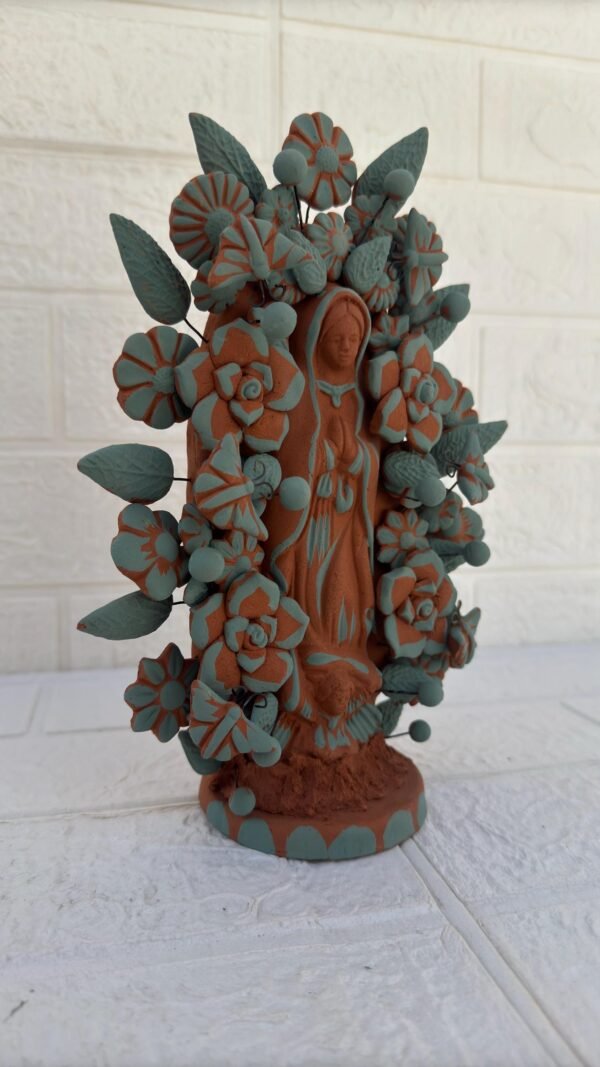 Virgin Mary Handmade Clay Piece, Virgen de Guadalupe  Mexican Decoration, Mary Virgin Sculpture, Metepec Estado de México Virgencita - Image 2