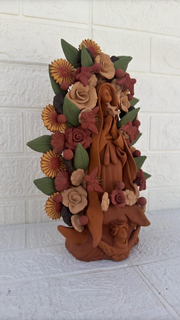 Virgin Mary Handmade Clay Piece, Virgen de Guadalupe  Mexican Decoration, Mary Virgin Sculpture, Metepec Estado de México Virgencita - Image 2