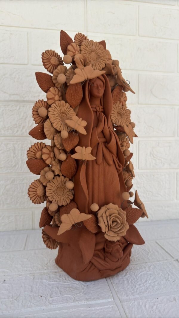 Virgin Mary Handmade Clay Piece, Virgen de Guadalupe  Mexican Decoration, Mary Virgin Sculpture, Metepec Estado de México Virgencita - Image 2